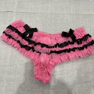 [US M]Baux Avenue Pink and Black Ruffled undyed Panties